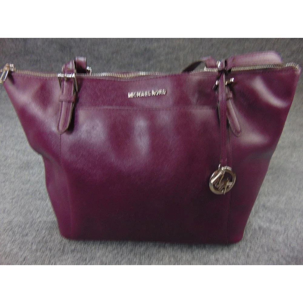 Michael‎ Kors Jet Set Tote Bag Saffiano Leather Plum Purple Zipper Closure MK